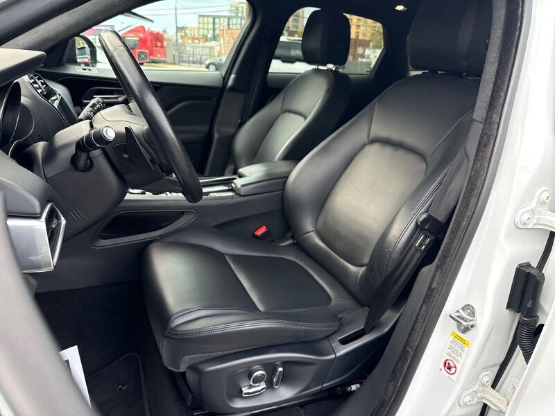 2020 Jaguar F-PACE 25t Premium AWD Arlington VA