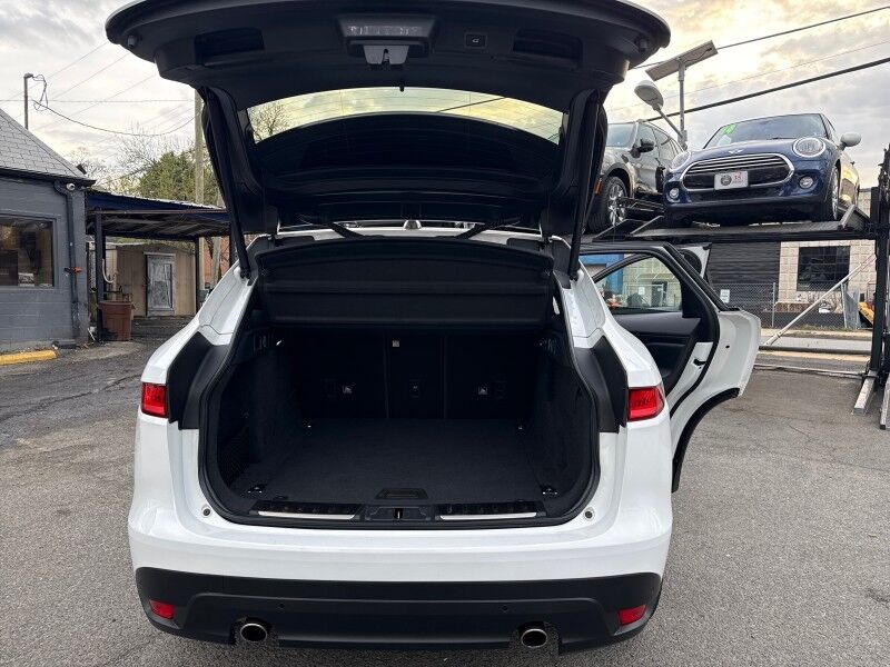 2020 Jaguar F-PACE 25t Premium AWD Arlington VA