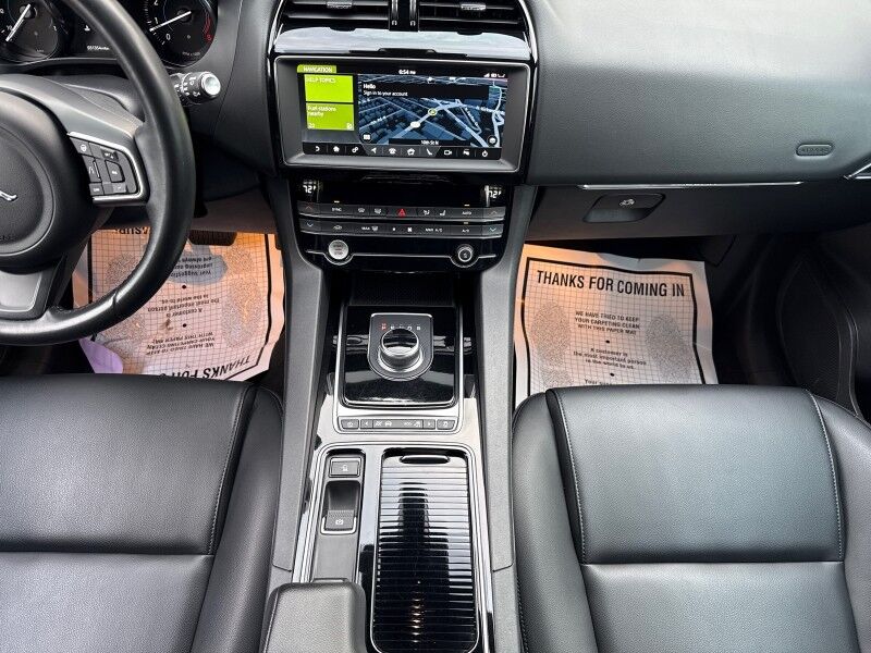 2020 Jaguar F-PACE 25t Premium AWD Arlington VA