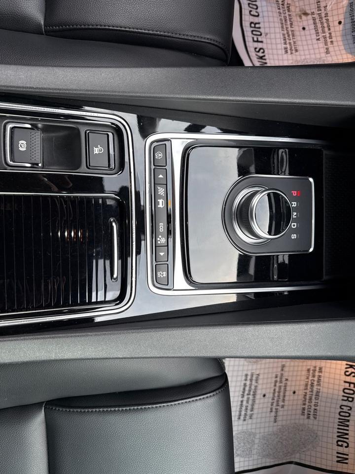 2020 Jaguar F-PACE 25t Premium AWD Arlington VA