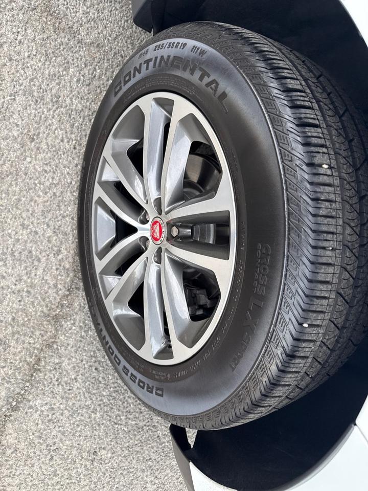 2020 Jaguar F-PACE 25t Premium AWD Arlington VA