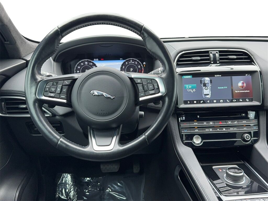 2020 Jaguar F-PACE 25t Prestige NAV,CAM,PANO,HTD STS,BLIND SPOT Plano TX