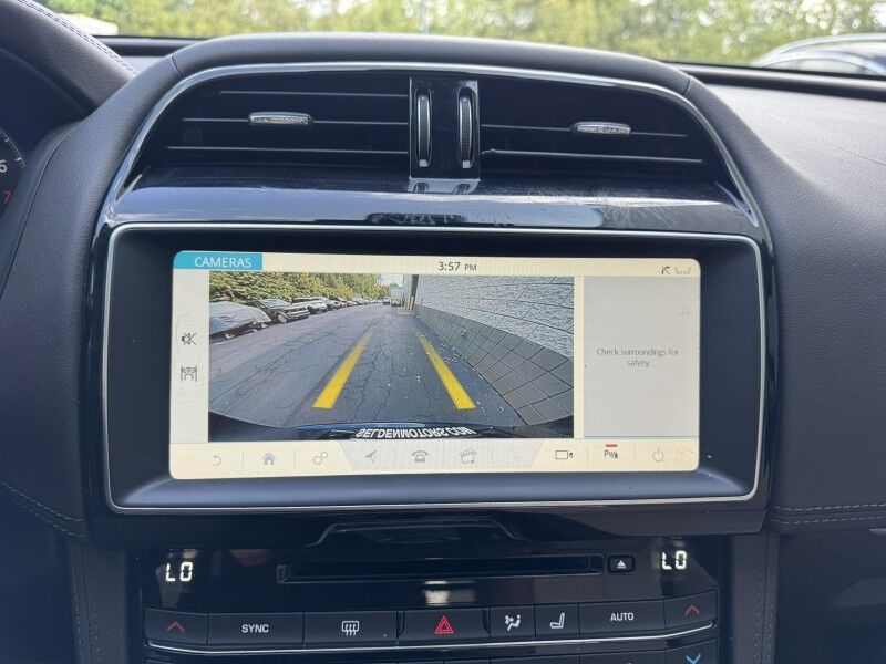 2020 Jaguar F-PACE 25t Prestige Willow Grove PA