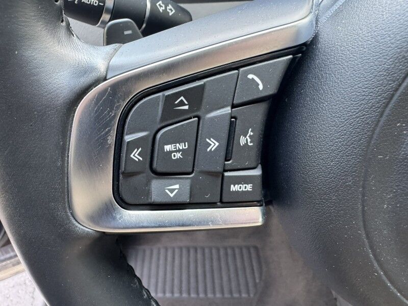 2020 Jaguar F-PACE 25t Prestige Willow Grove PA