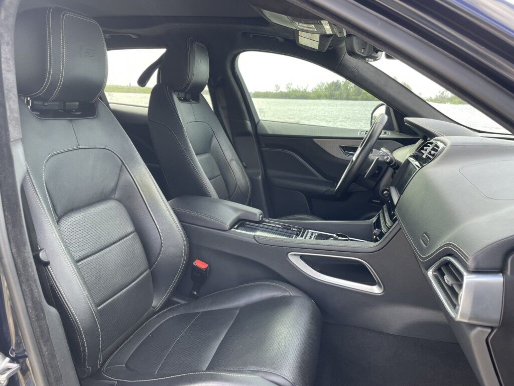 2020 Jaguar F-PACE S~SUPERCHARGED~DRIVE PKG~DYNAMIC SUSPENSION~ONLINE FINANCE AND SHIPPING AVAILABLE!! Sarasota FL