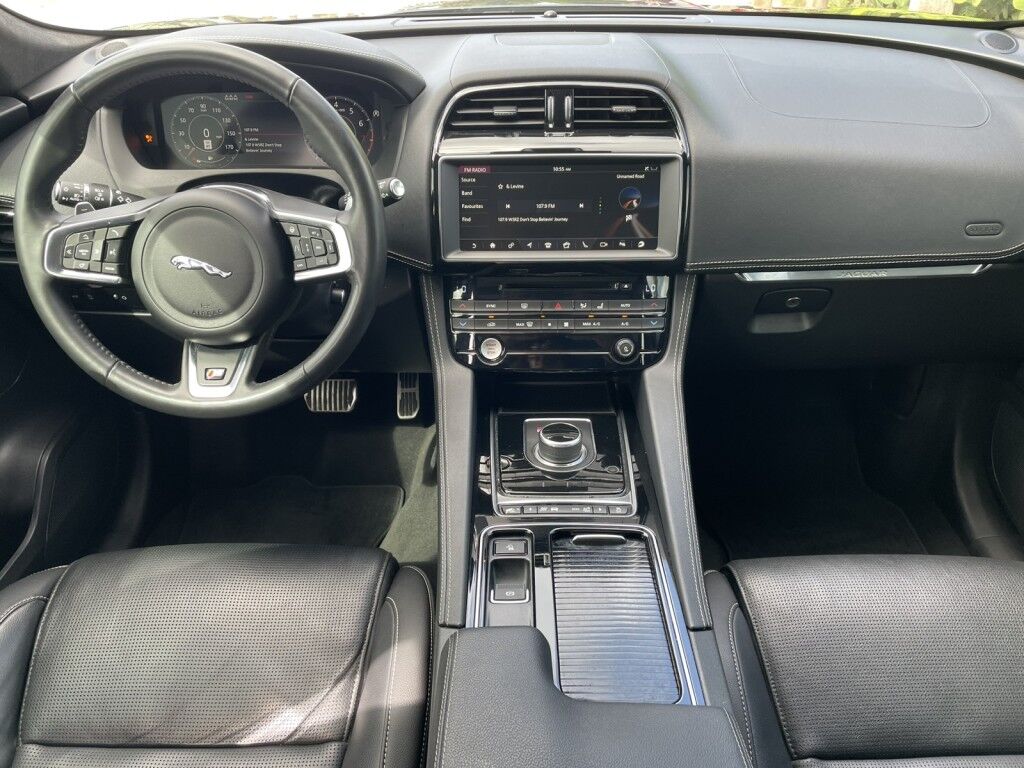 2020 Jaguar F-PACE S~SUPERCHARGED~DRIVE PKG~DYNAMIC SUSPENSION~ONLINE FINANCE AND SHIPPING AVAILABLE!! Sarasota FL