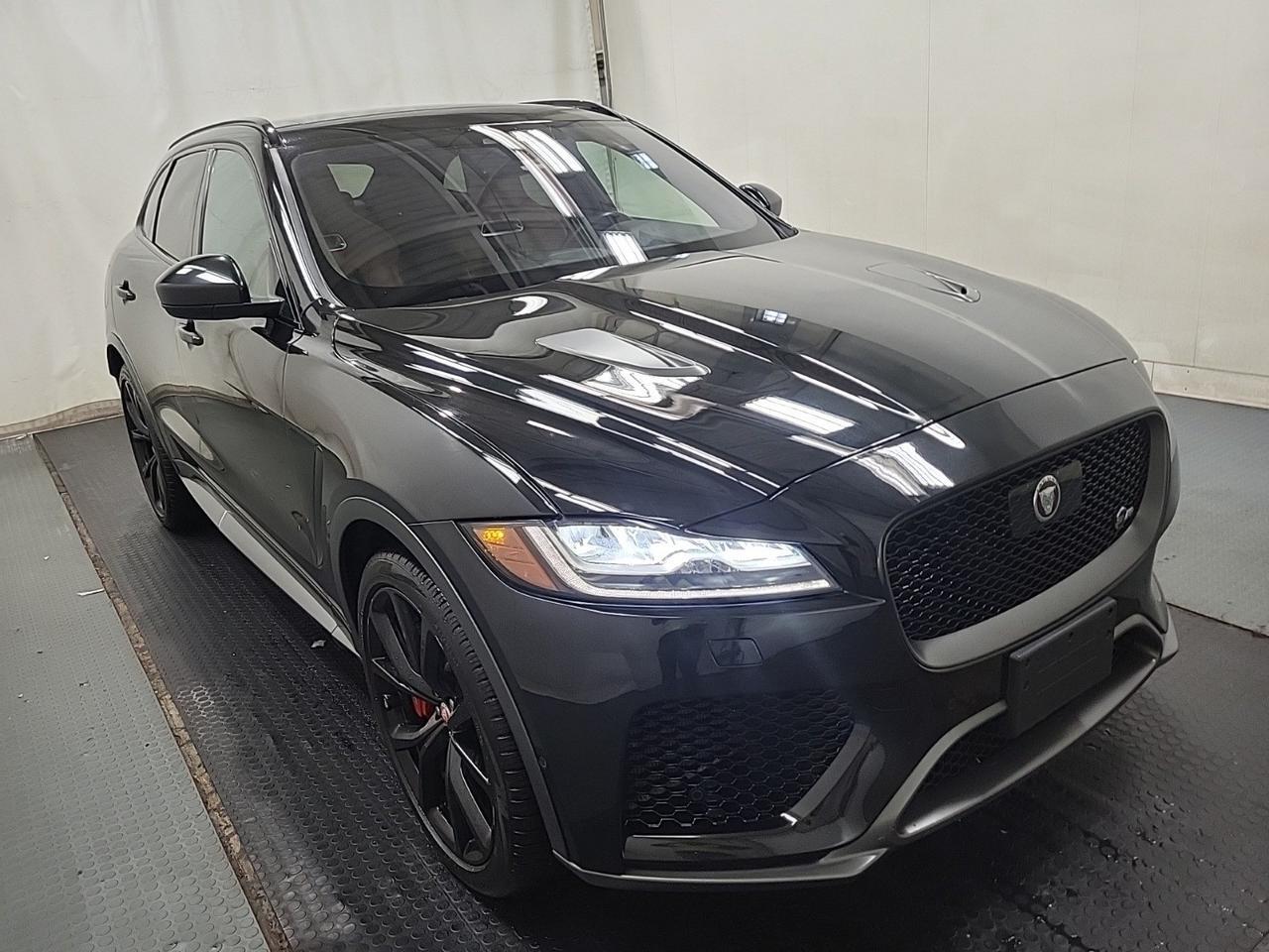 2020 Jaguar F-PACE SVR PANOROOF B.SPOT B.CAM MMRY & PWR LTHR NOACCIDENT Toronto ON