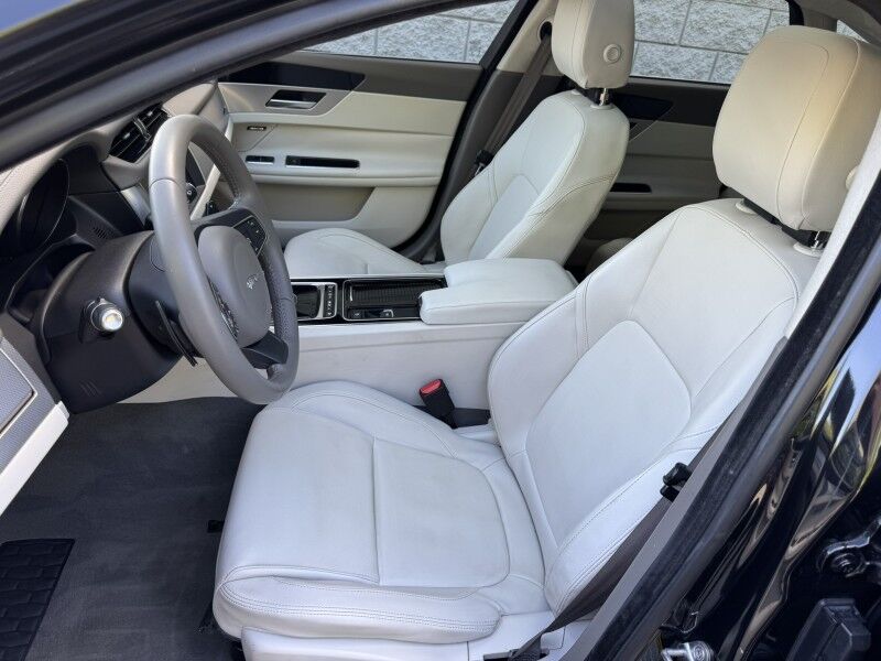 2020 Jaguar XF 25t Premium Willow Grove PA