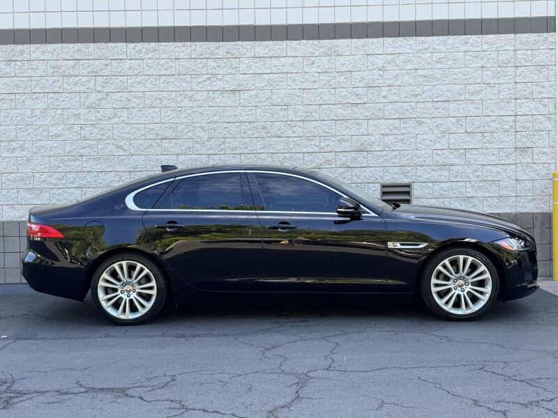 2020 Jaguar XF 25t Premium Willow Grove PA