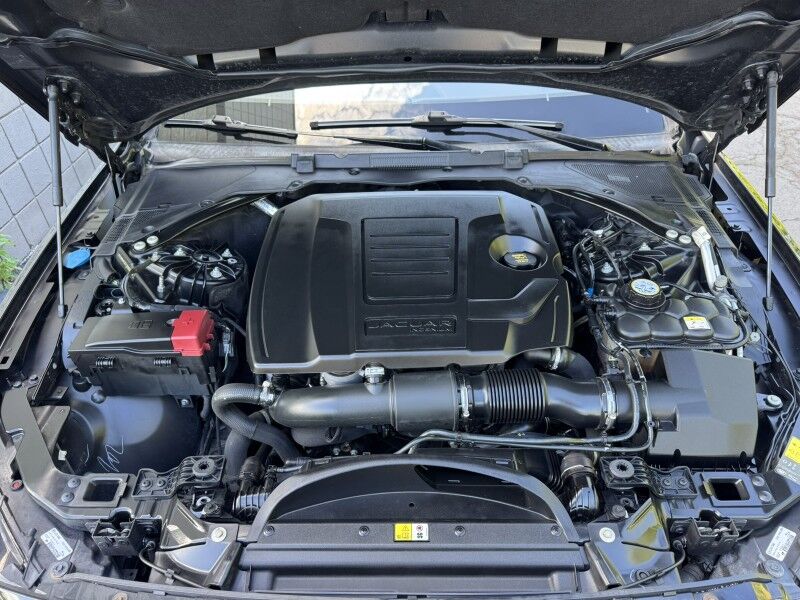2020 Jaguar XF 25t Premium Willow Grove PA