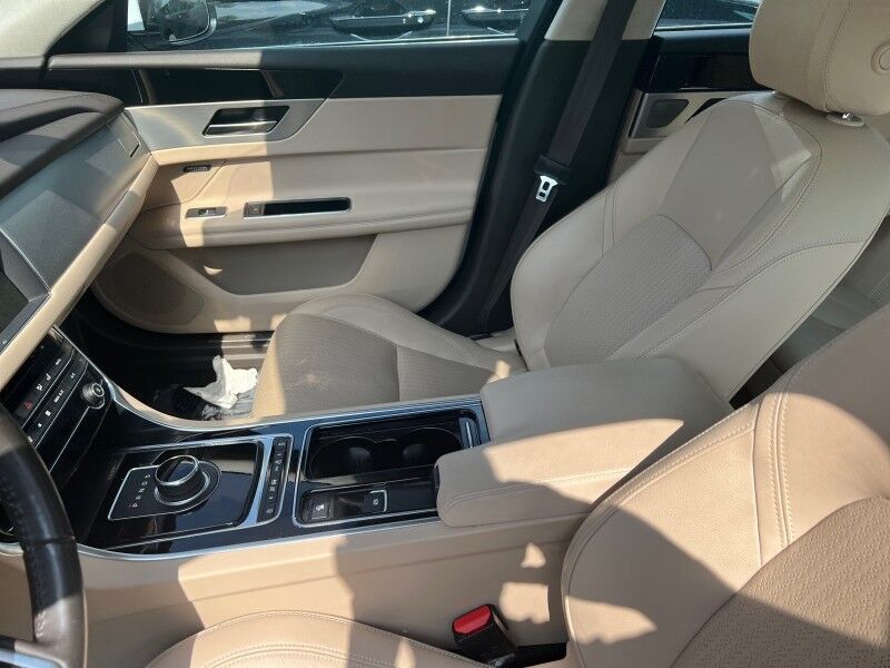 2020 Jaguar XF 25t Prestige AWD Arlington VA