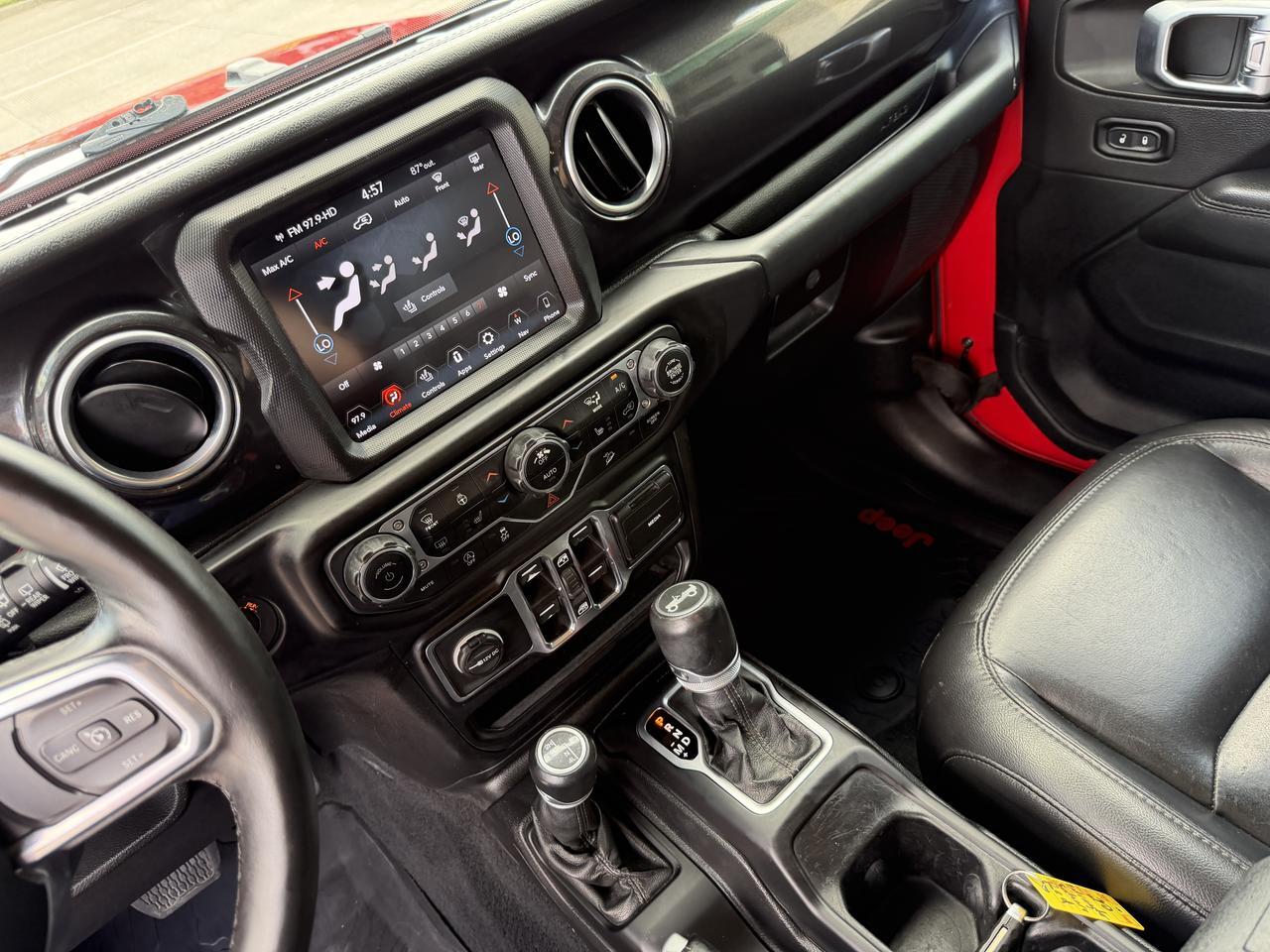2020 Jeep Wrangler Unlimited Sahara Altitude Dallas TX