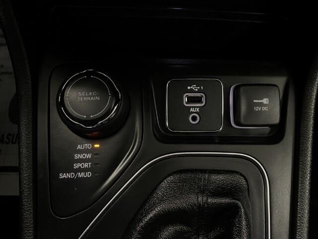 2020 Jeep CHEROKEE Appleton WI