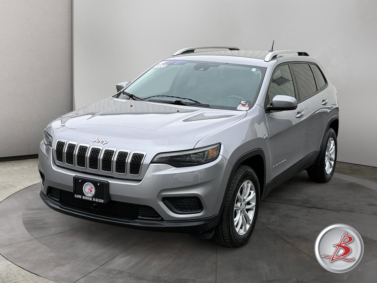 2020 Jeep CHEROKEE Latitude