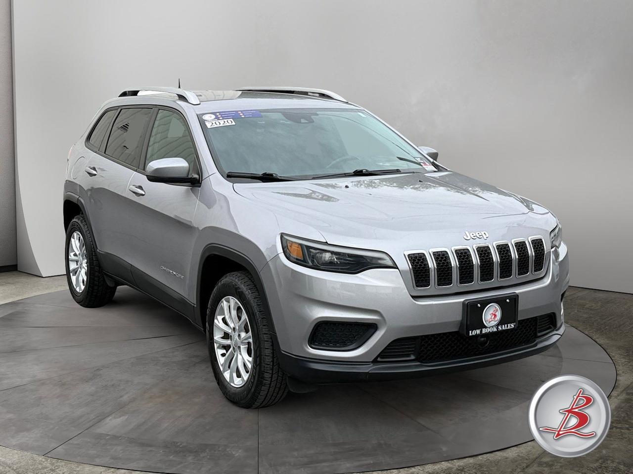 2020 Jeep CHEROKEE Latitude