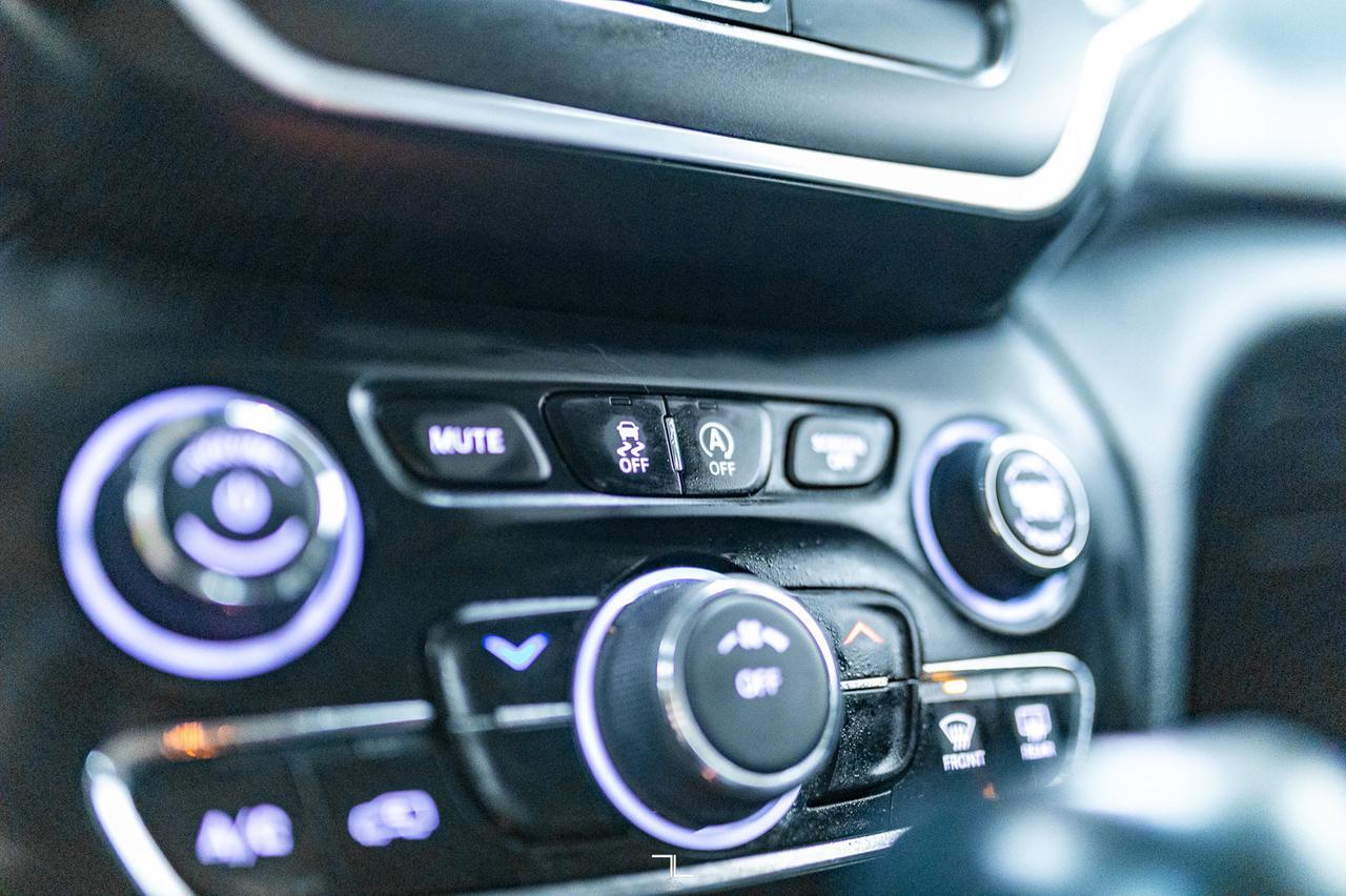 2020 Jeep Cherokee 4x4 Trailhawk Leather BCam Red Deer AB