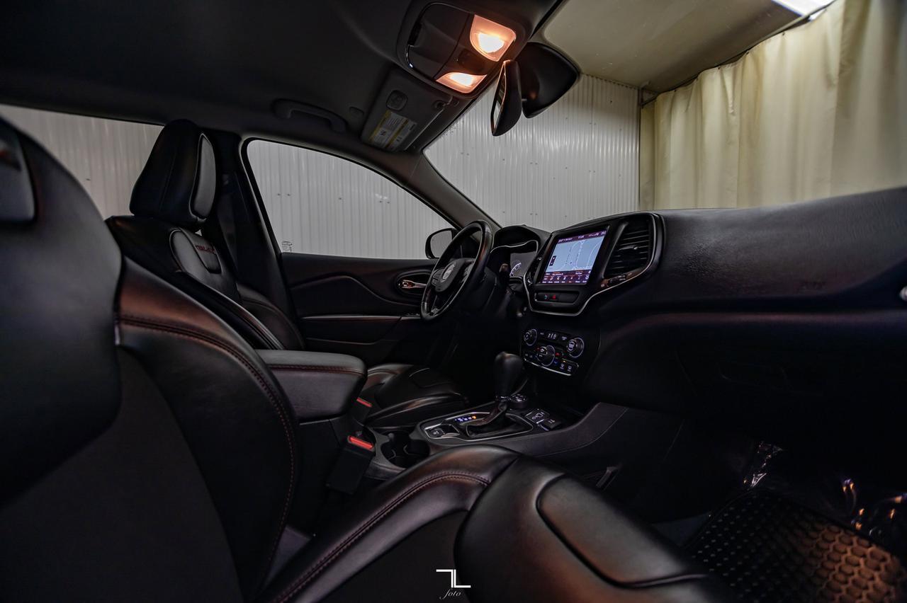 2020 Jeep Cherokee 4x4 Trailhawk Leather Nav BCam Red Deer AB