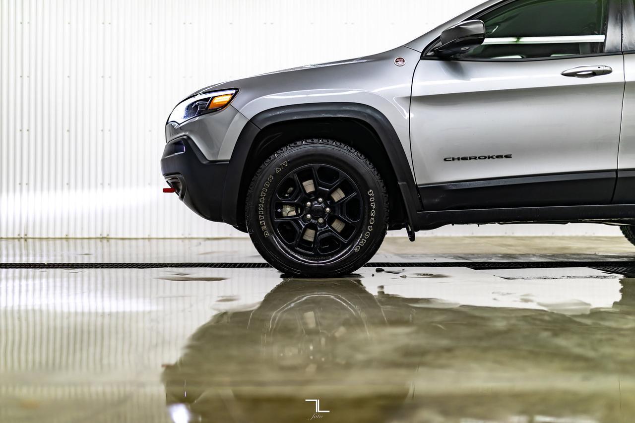 2020 Jeep Cherokee 4x4 Trailhawk Leather Nav BCam Red Deer AB