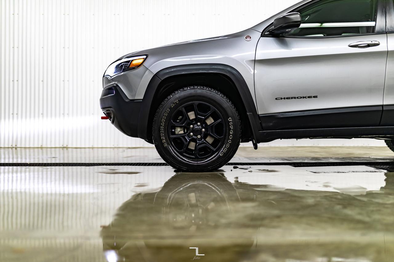 2020 Jeep Cherokee 4x4 Trailhawk Leather Nav BCam Red Deer AB