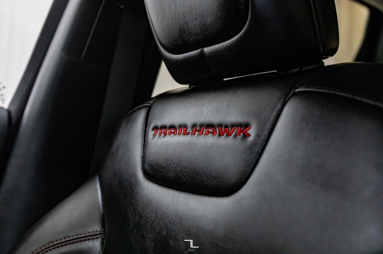 2020 Jeep Cherokee 4x4 Trailhawk Leather Nav BCam Red Deer AB