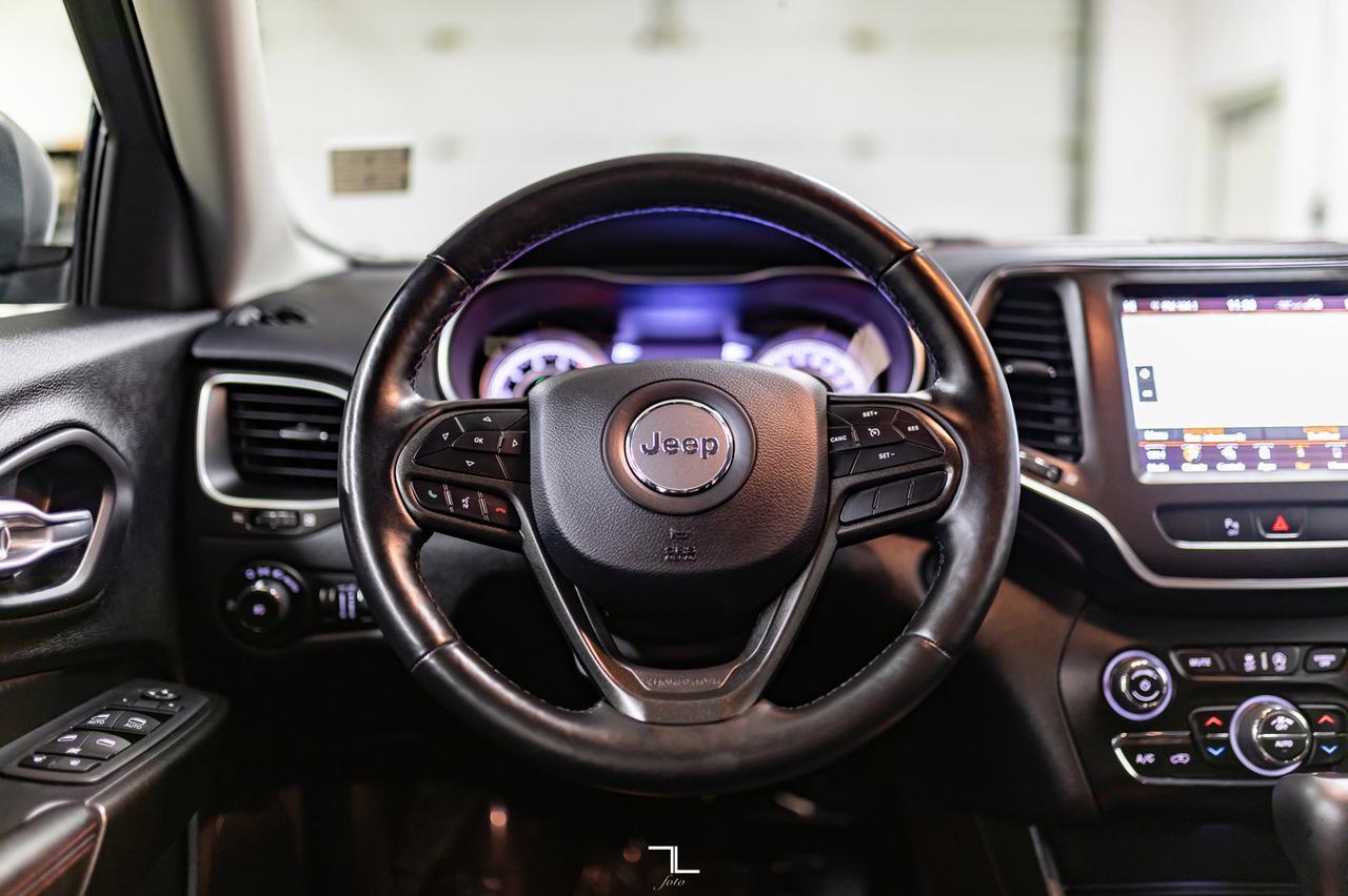 2020 Jeep Cherokee 4x4 Trailhawk Leather Nav BCam Red Deer AB