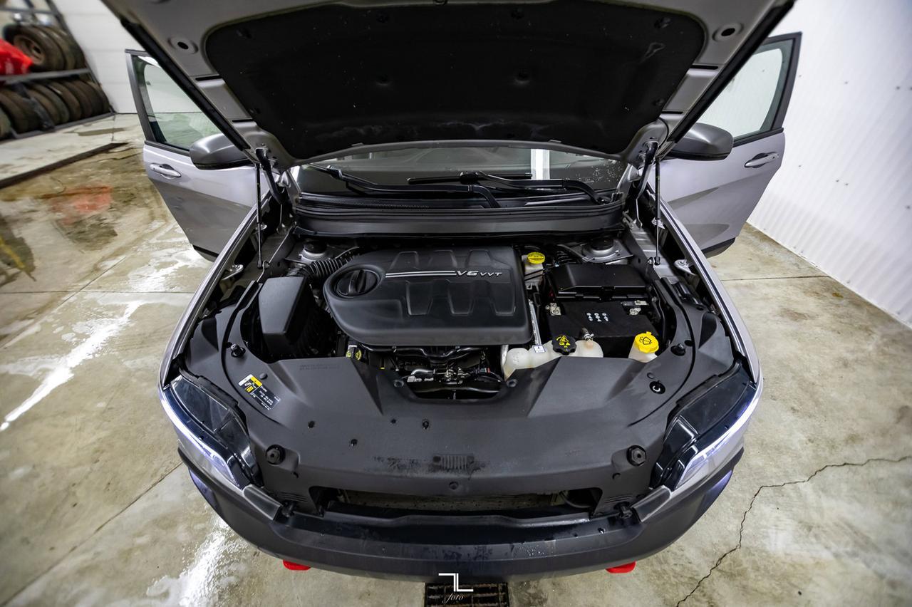 2020 Jeep Cherokee 4x4 Trailhawk Leather Nav BCam Red Deer AB