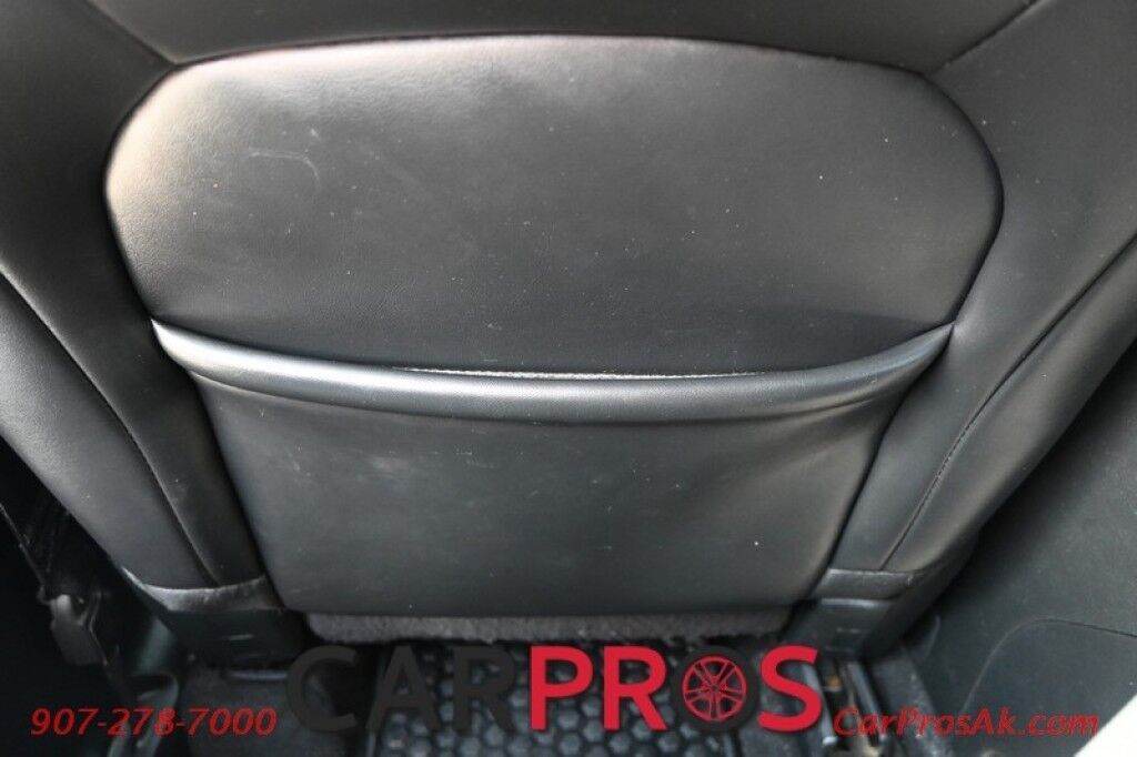 2020 Jeep Cherokee Altitude - 2.4L - Automatic - 4X4 - Remote Start - Heated Front Seats & Steering Wheel - Block Heater - LED Fog Lights - Keyless Entry - Backup Camera - Apple CarPlay/Google Android Auto Anchorage AK