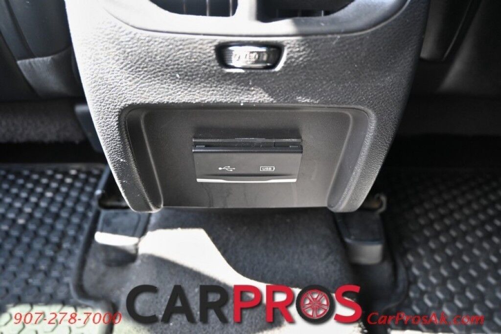 2020 Jeep Cherokee Altitude - 2.4L - Automatic - 4X4 - Remote Start - Heated Front Seats & Steering Wheel - Block Heater - LED Fog Lights - Keyless Entry - Backup Camera - Apple CarPlay/Google Android Auto Anchorage AK