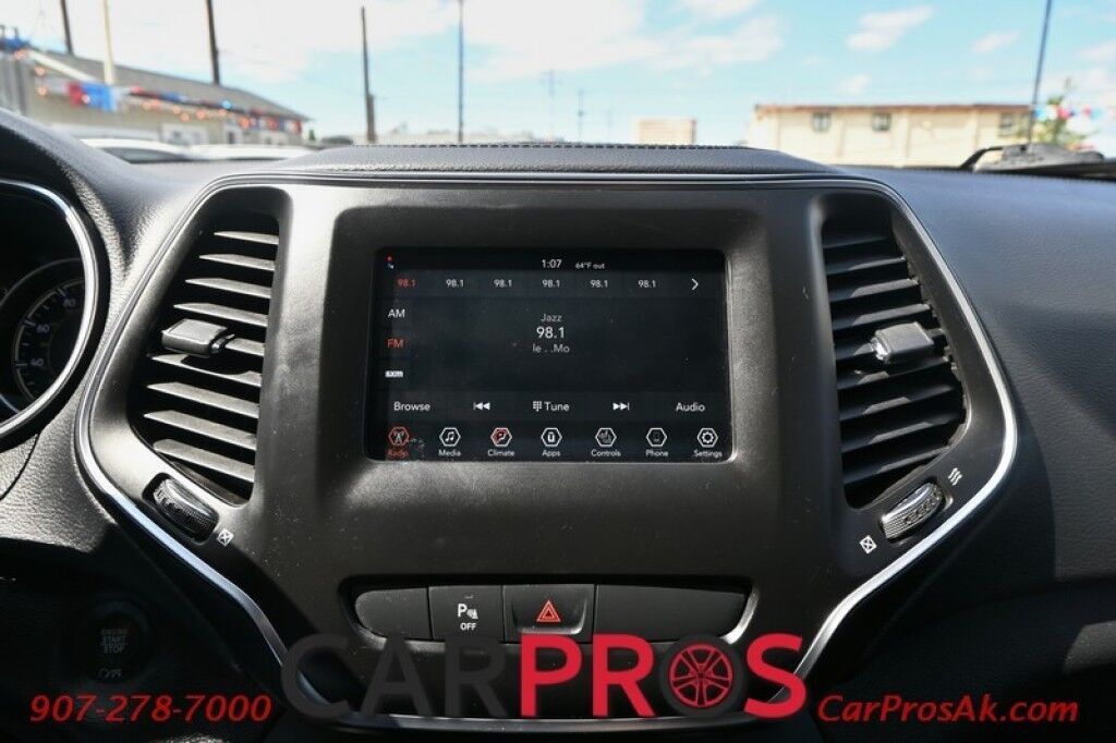 2020 Jeep Cherokee Altitude - 2.4L - Automatic - 4X4 - Remote Start - Heated Front Seats & Steering Wheel - Block Heater - LED Fog Lights - Keyless Entry - Backup Camera - Apple CarPlay/Google Android Auto Anchorage AK