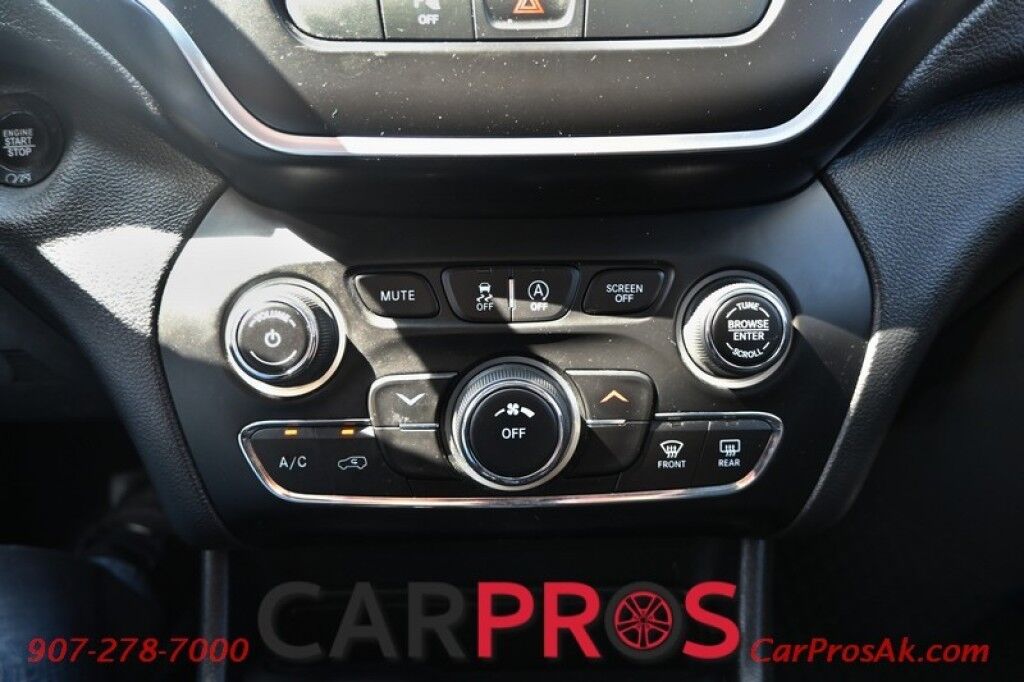 2020 Jeep Cherokee Altitude - 2.4L - Automatic - 4X4 - Remote Start - Heated Front Seats & Steering Wheel - Block Heater - LED Fog Lights - Keyless Entry - Backup Camera - Apple CarPlay/Google Android Auto Anchorage AK