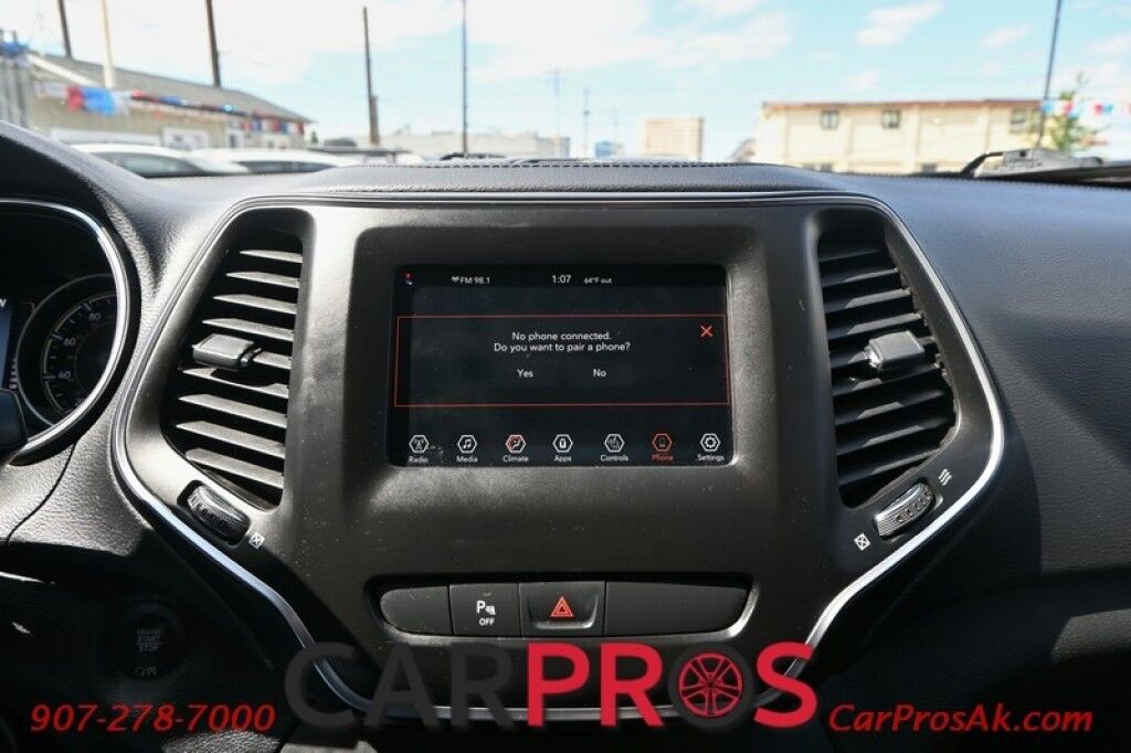 2020 Jeep Cherokee Altitude - 2.4L - Automatic - 4X4 - Remote Start - Heated Front Seats & Steering Wheel - Block Heater - LED Fog Lights - Keyless Entry - Backup Camera - Apple CarPlay/Google Android Auto Anchorage AK