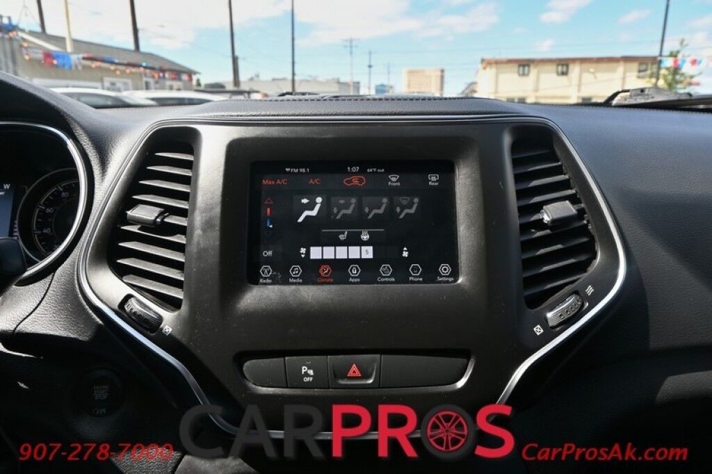 2020 Jeep Cherokee Altitude - 2.4L - Automatic - 4X4 - Remote Start - Heated Front Seats & Steering Wheel - Block Heater - LED Fog Lights - Keyless Entry - Backup Camera - Apple CarPlay/Google Android Auto Anchorage AK
