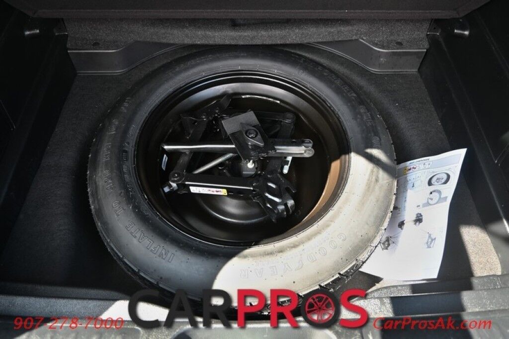 2020 Jeep Cherokee Altitude - 2.4L - Automatic - 4X4 - Remote Start - Heated Front Seats & Steering Wheel - Block Heater - LED Fog Lights - Keyless Entry - Backup Camera - Apple CarPlay/Google Android Auto Anchorage AK