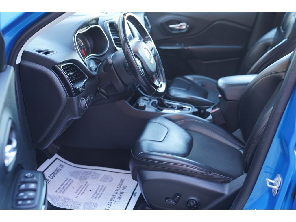 2020 Jeep Cherokee Altitude Huntington UT