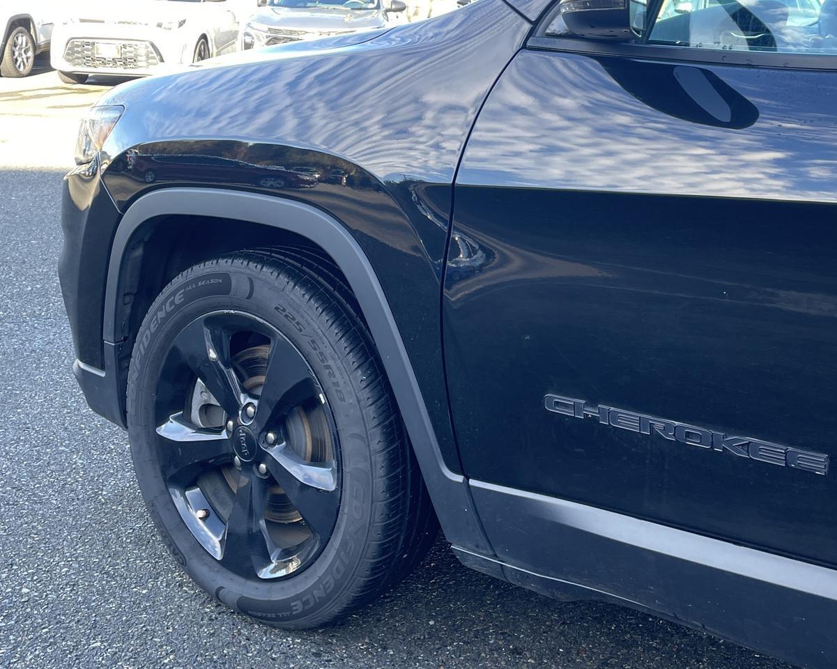 2020 Jeep Cherokee Altitude Sport Utility 4D