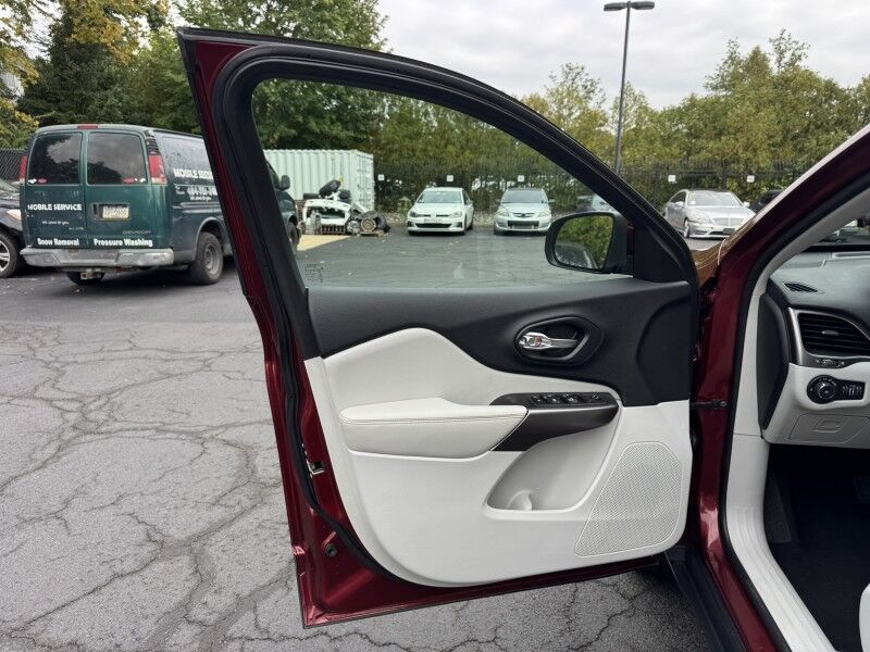 2020 Jeep Cherokee Altitude Willow Grove PA