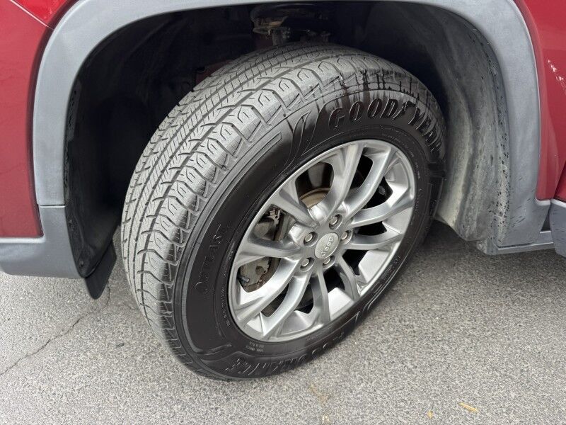 2020 Jeep Cherokee Altitude Willow Grove PA