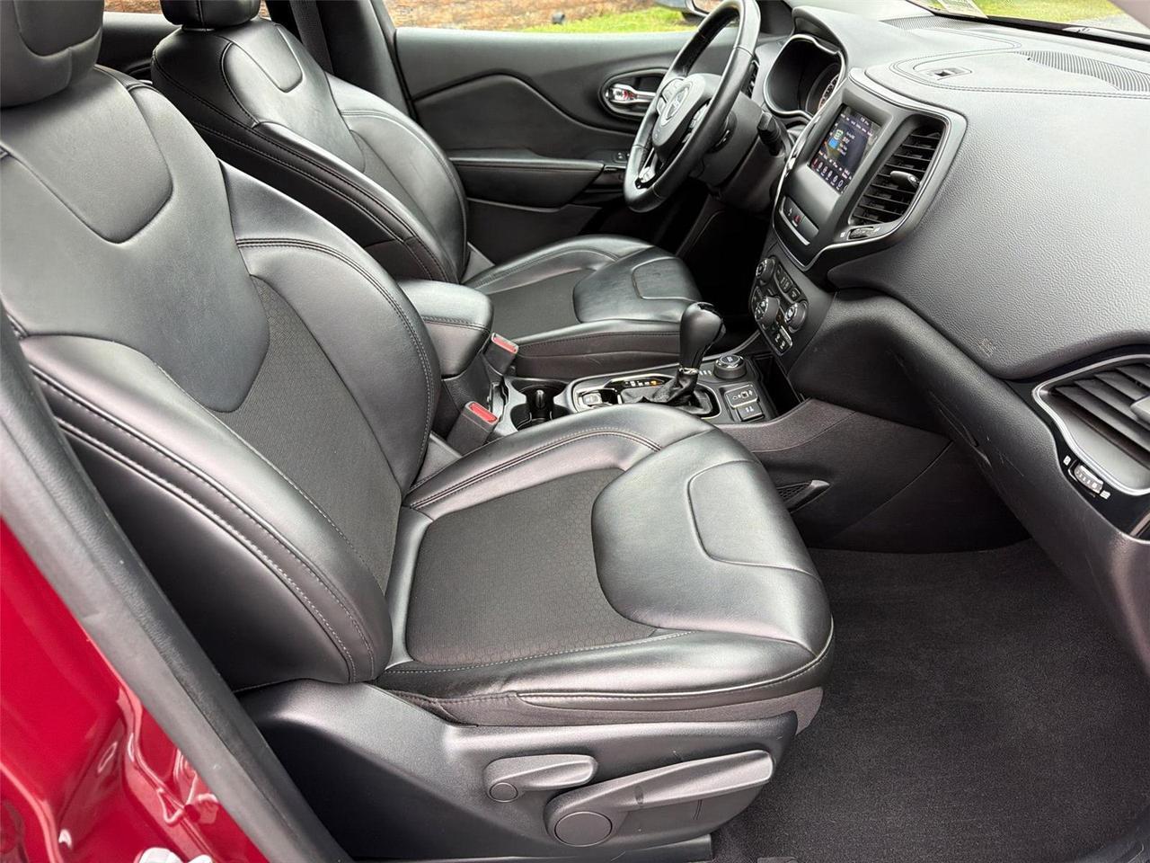 2020 Jeep Cherokee Altitude Hagerstown MD