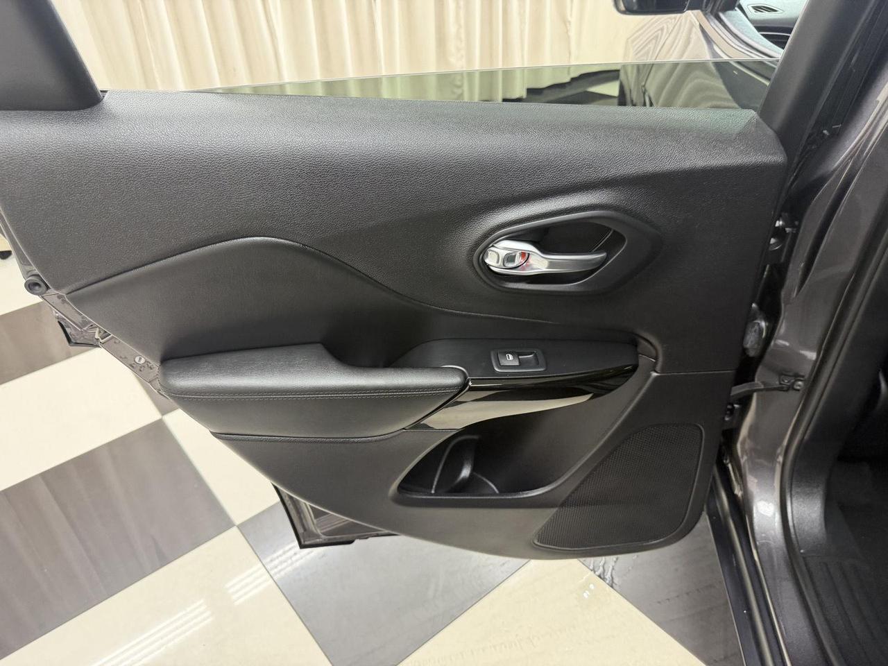 2020 Jeep Cherokee Altitude Annapolis MD