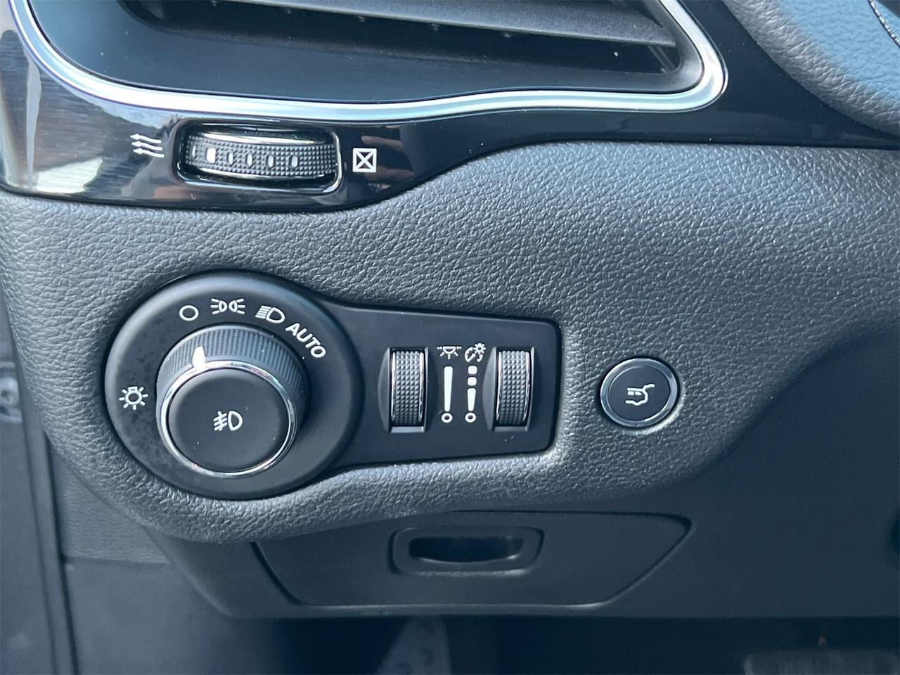 2020 Jeep Cherokee Altitude Hagerstown MD