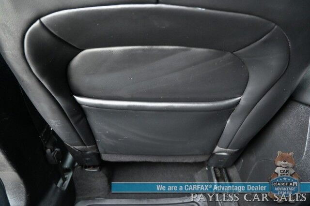 2020 Jeep Cherokee Latitude Plus / 4X4 / 2-Way Compustar Auto Start / Power Leather Trimmed Seats / Blind Spot Alert / Apple CarPlay & Android Auto / USB Input / Back Up Camera / Cruise Control / New Tires / Only 62k Miles Anchorage AK