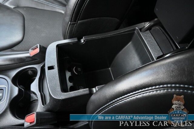 2020 Jeep Cherokee Latitude Plus / 4X4 / 2-Way Compustar Auto Start / Power Leather Trimmed Seats / Blind Spot Alert / Apple CarPlay & Android Auto / USB Input / Back Up Camera / Cruise Control / New Tires / Only 62k Miles Anchorage AK