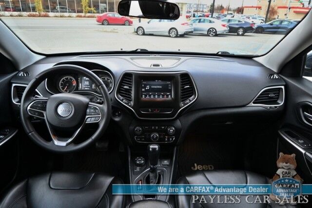 2020 Jeep Cherokee Latitude Plus / 4X4 / 2-Way Compustar Auto Start / Power Leather Trimmed Seats / Blind Spot Alert / Apple CarPlay & Android Auto / USB Input / Back Up Camera / Cruise Control / New Tires / Only 62k Miles Anchorage AK