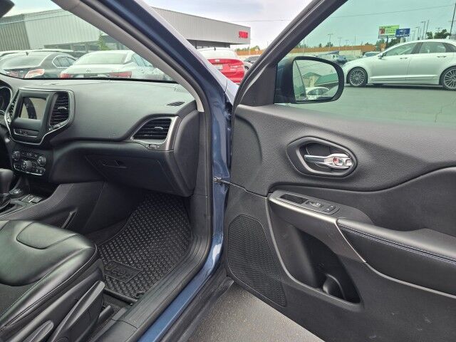 2020 Jeep Cherokee Latitude Plus Bellingham WA