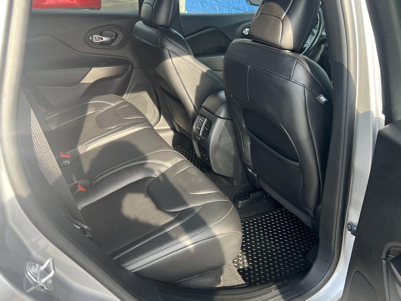 2020 Jeep Cherokee Latitude Plus Connellsville PA