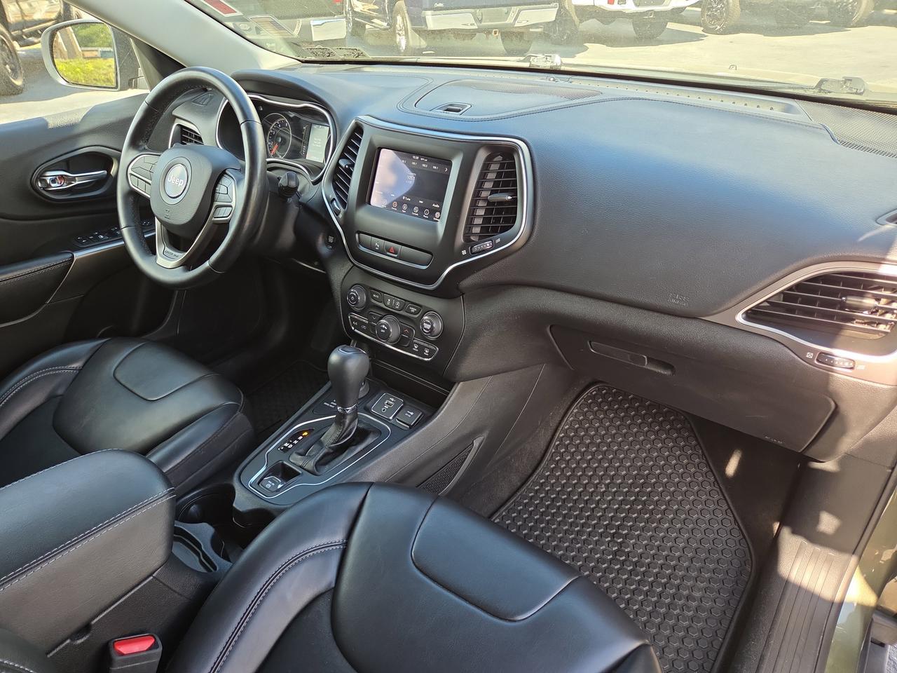 2020 Jeep Cherokee Latitude Plus HAMBURG PA