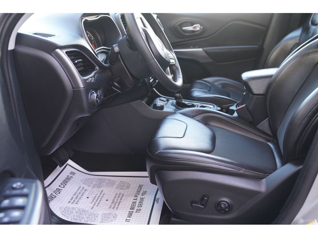 2020 Jeep Cherokee Latitude Plus Huntington UT
