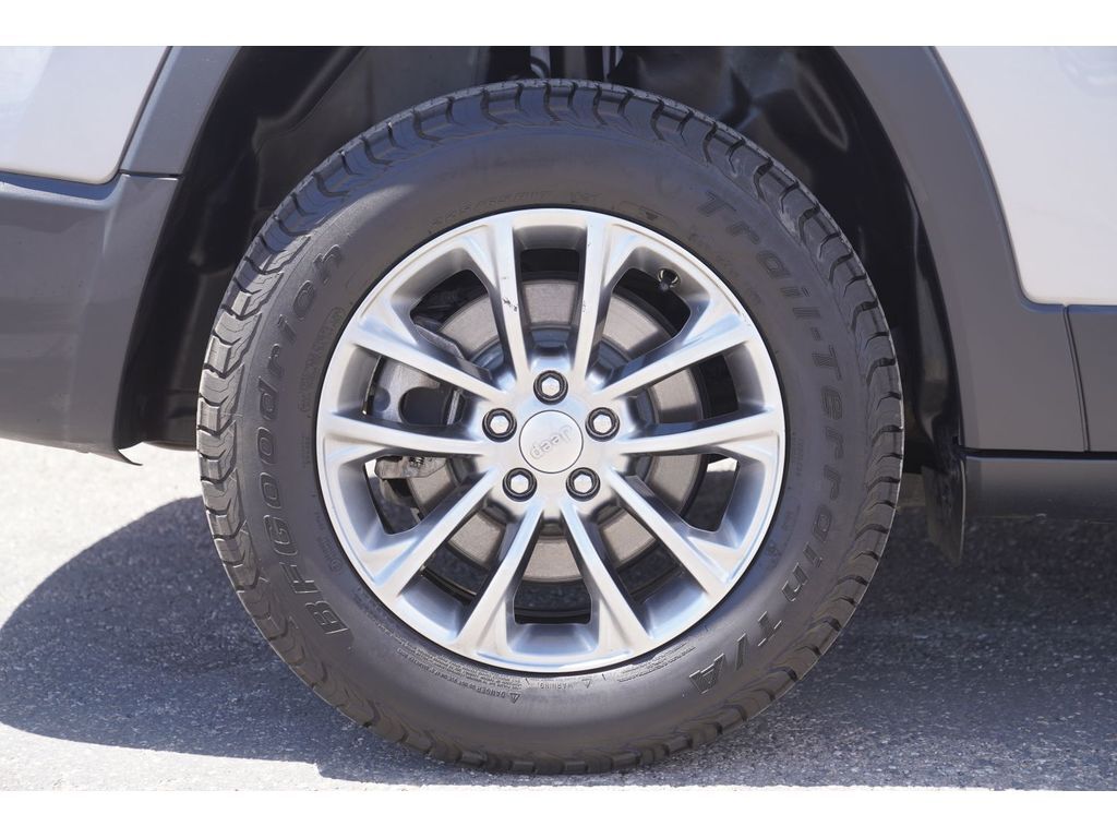 2020 Jeep Cherokee Latitude Plus Price UT