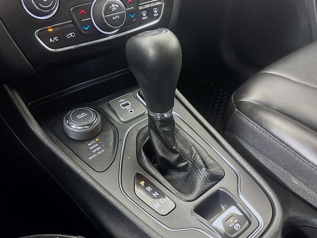2020 Jeep Cherokee Latitude Plus Kennewick WA