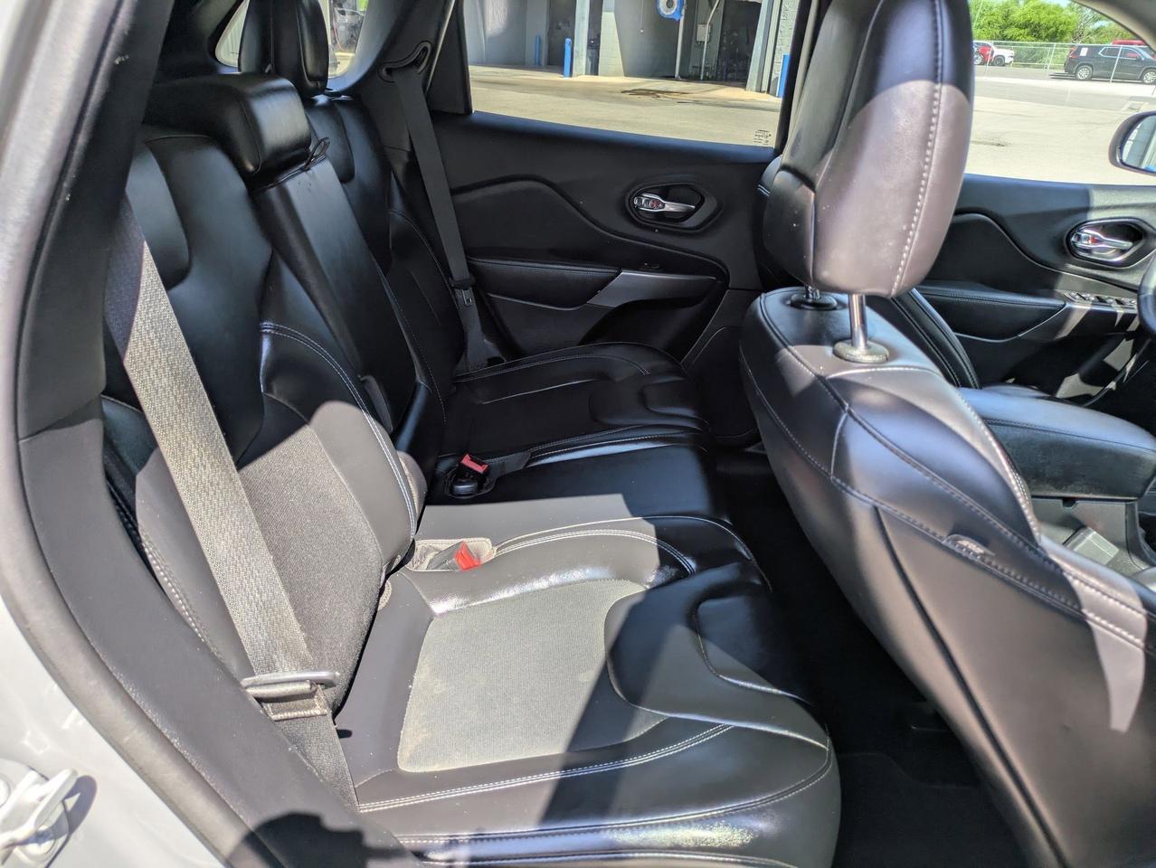 2020 Jeep Cherokee Latitude Plus Castroville TX